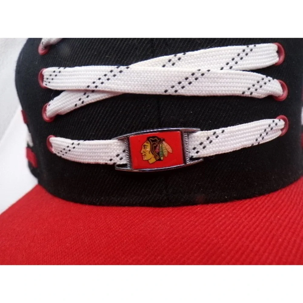 Chicago Blackhawks Zephyr Lacer Snapback Hat NHL Black Red Skate‎ Lace Cap